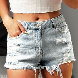 denim short shorts